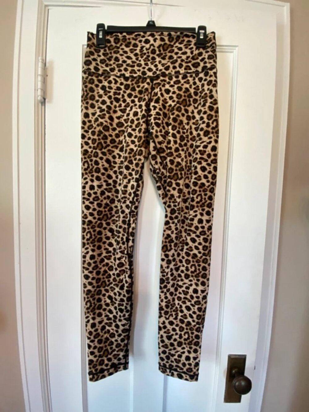 Women’s leopard print leggings colorfulkoala size large